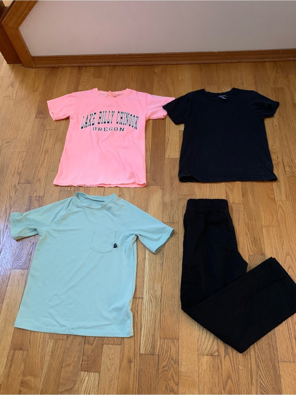 Boys Size 8 Casual Activewear Clothing Lot-4 Piece Mix-and-Match Outfit Set